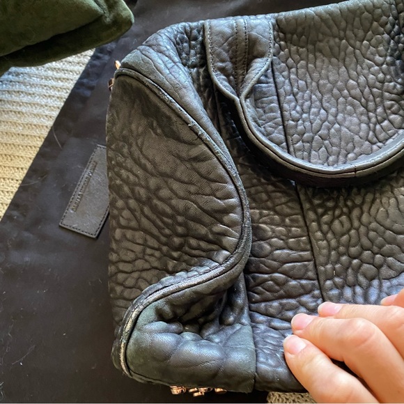 Alexander wang Rocco bag. Medium Size. Rose gold hardware - Picture 3 of 8